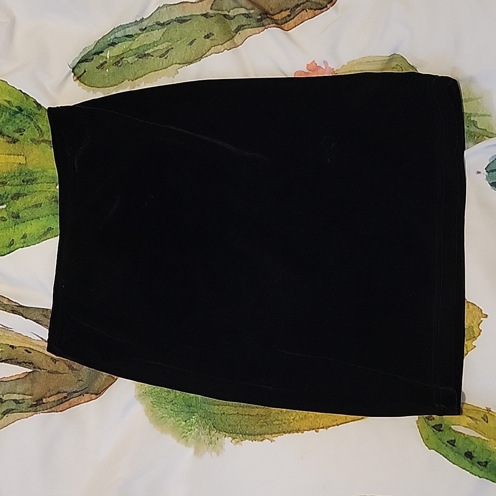 American Apparel Black velvet skirt